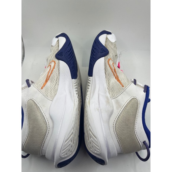 Nike Kyrie Flytrap IV Kids Size 13C Basketball Shoes White Pink Blue - Picture 4 of 8